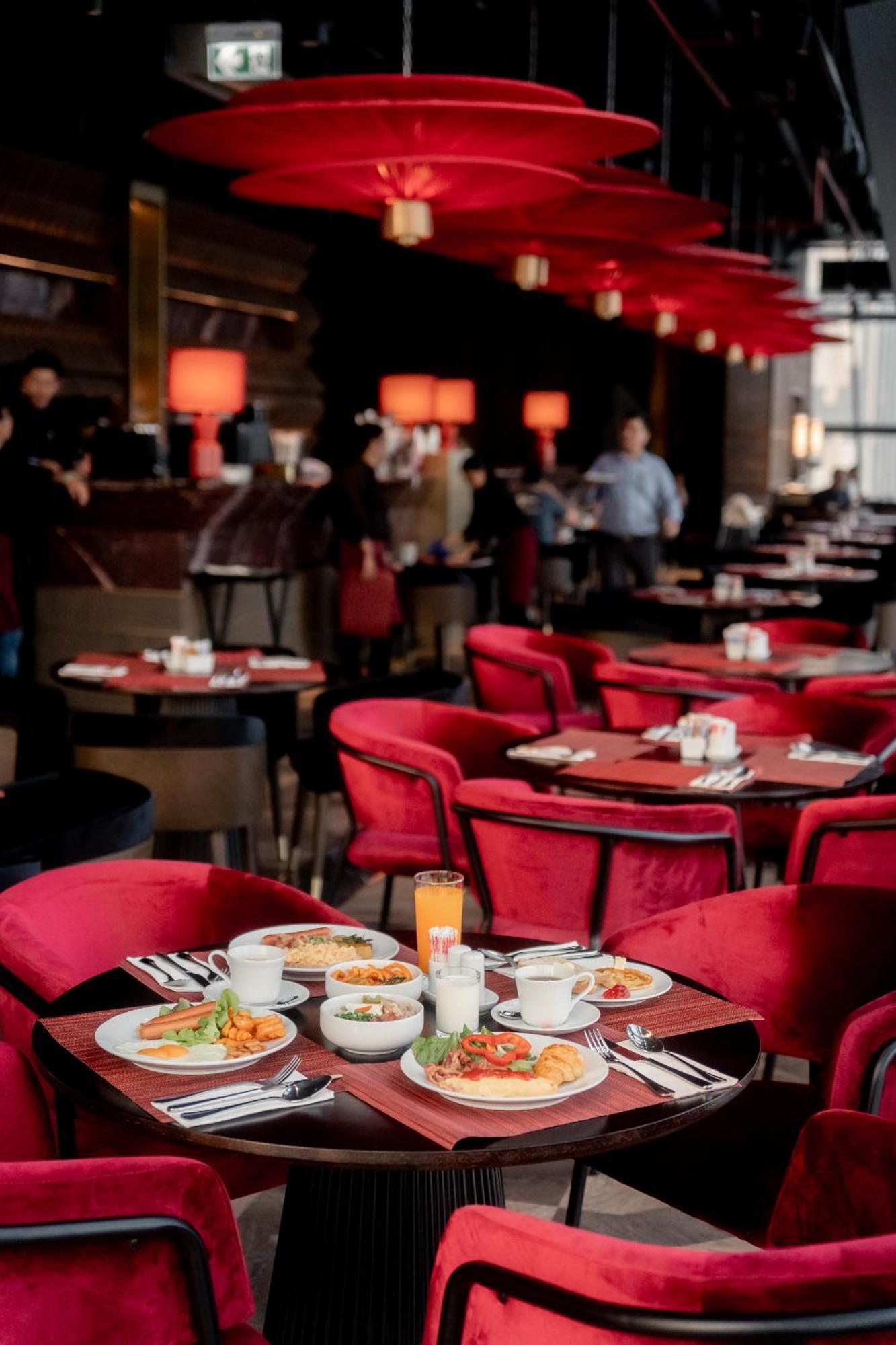 Ascott Embassy Sathorn Bangkok Ξενοδοχείο Εξωτερικό φωτογραφία The interior of the restaurant